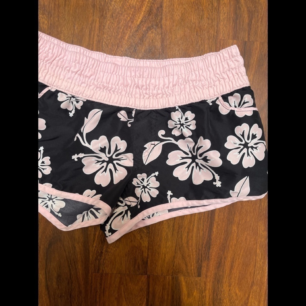 πΊ Arizona Jean Company Floral Lounge Shorts | Size L - Picture 6 of 8